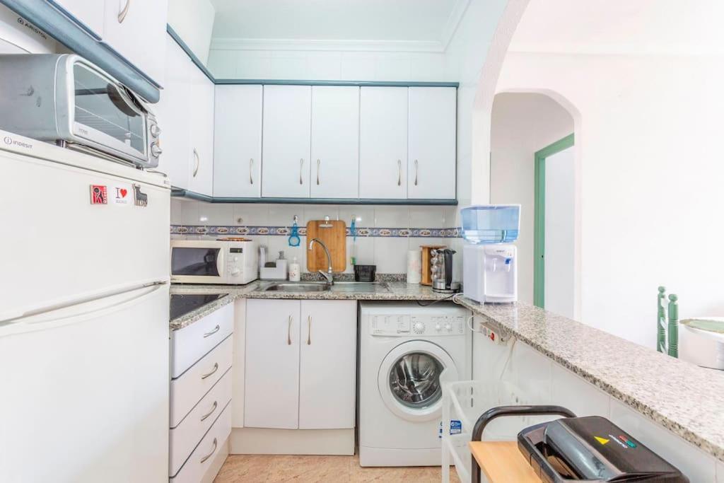 Green Lagoon Penthouse Τορεβιέχα Εξωτερικό φωτογραφία