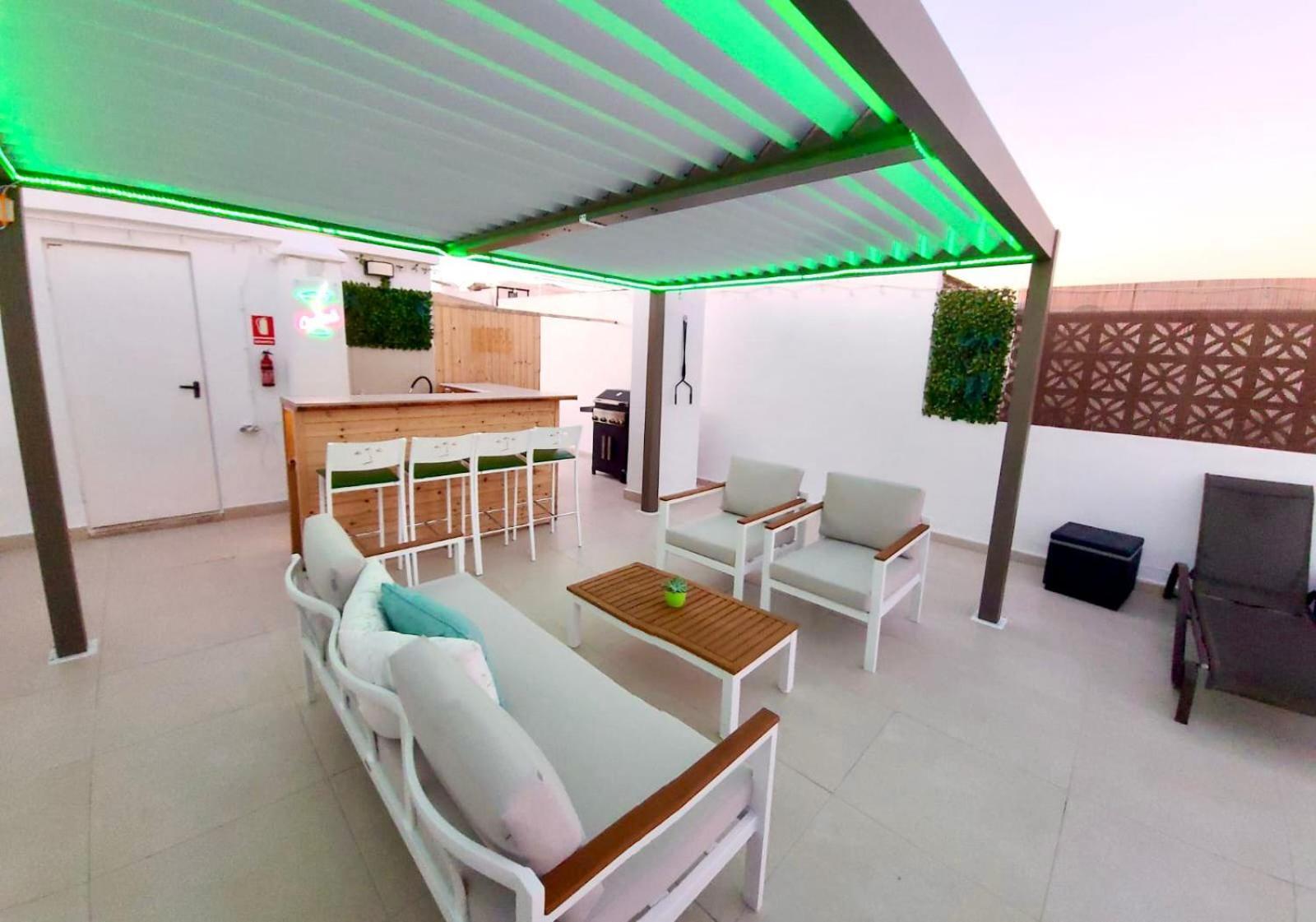 Green Lagoon Penthouse Τορεβιέχα Εξωτερικό φωτογραφία